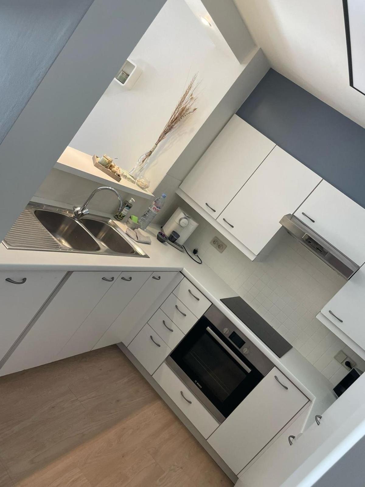Appartement Anthony บลังเคนเบอร์เก ภายนอก รูปภาพ