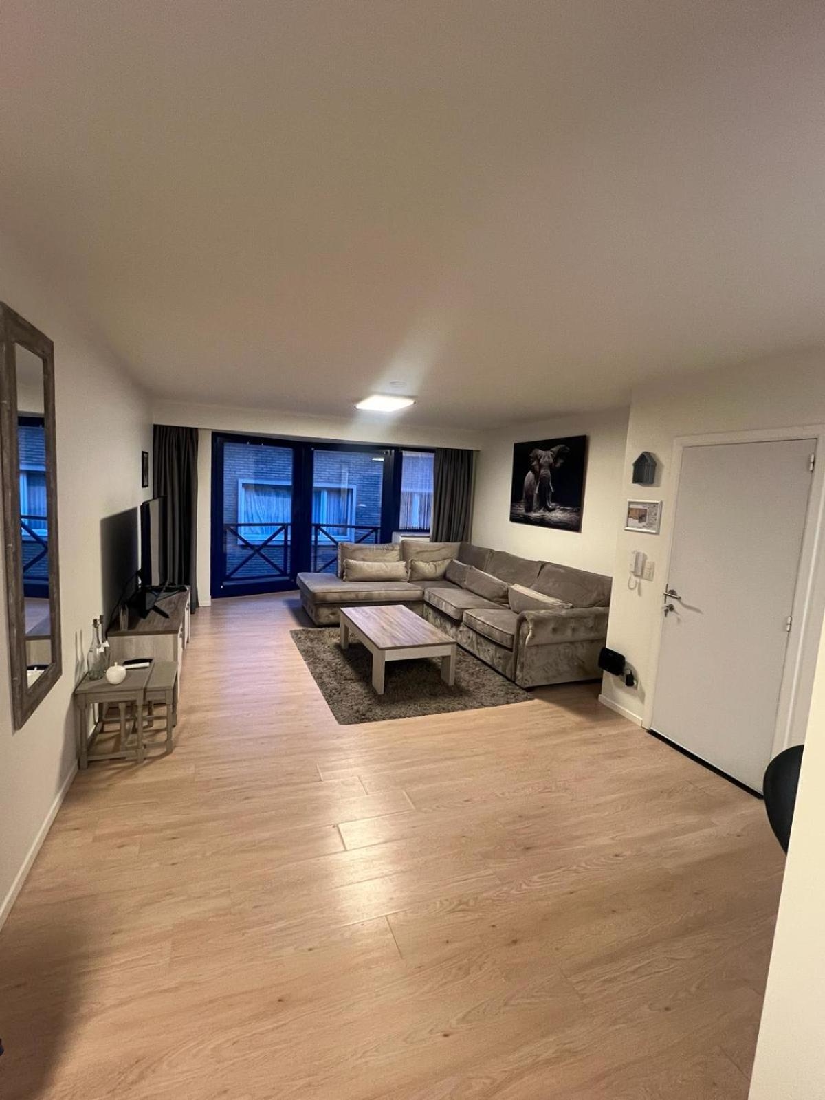Appartement Anthony บลังเคนเบอร์เก ภายนอก รูปภาพ